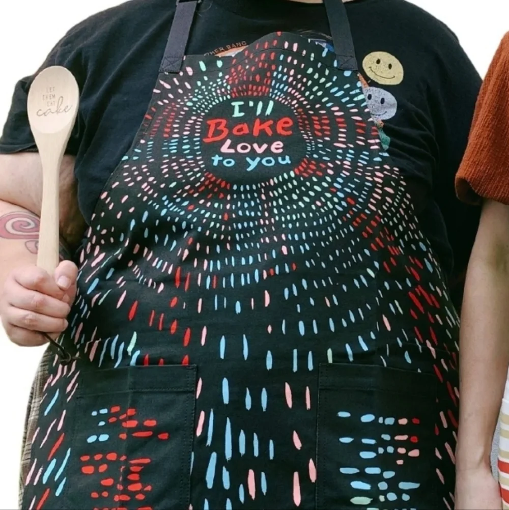 Blue Q vibrant apron